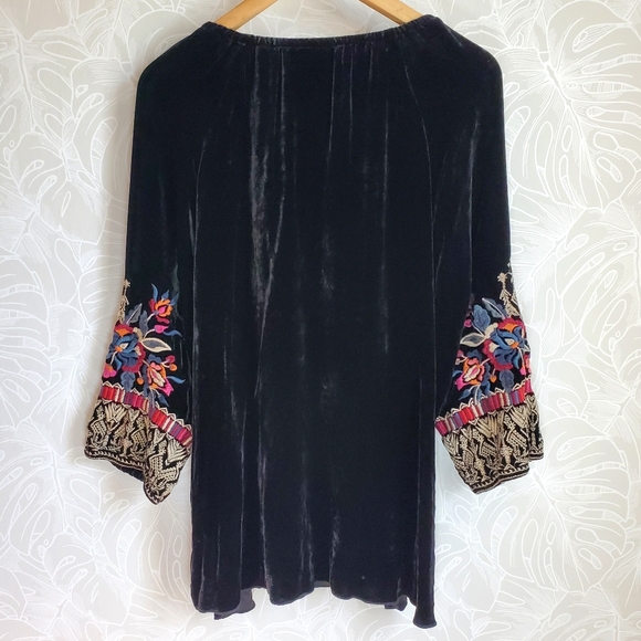 Johnny Was Silk Blend Claude Black Velvet Embroidered Peasant Tunic Top Sz Large - Picture 8 of 12